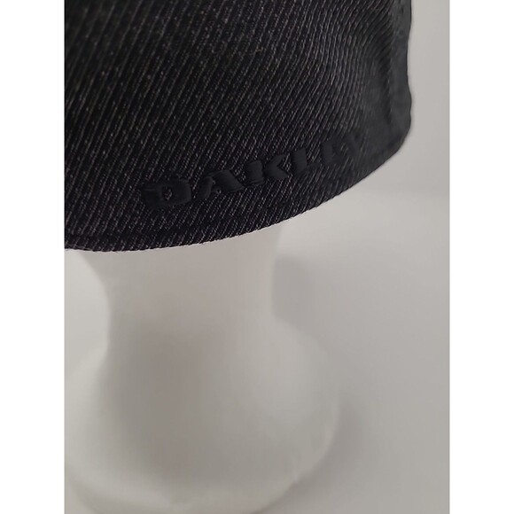 Oakley Flexfit Hat Size L/XL Cap Solid Black with Logo Flex - Picture 5 of 8